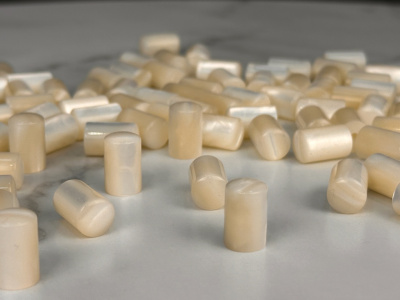 УВЕЛИЧЕННАЯ ИТАЛЬЯНСКАЯ ПЕРЛАМУТРОВАЯ КНОПКА 9,5 мм // PISTONCINI // для левой механики