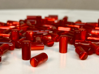 КРАСНАЯ ИТАЛЬЯНСКАЯ ПЕРЛАМУТРОВАЯ КНОПКА 7,5 мм // PISTONCINI //