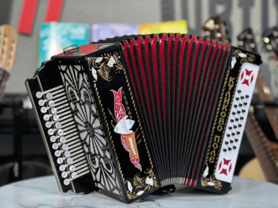Гармонь "Куликово поле" До диез мажор