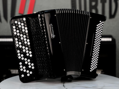 Баян "Юпитер-2" цельнопланочный 55/92х52/100