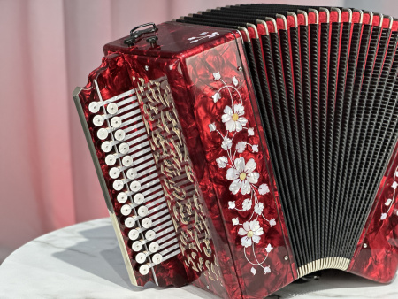 Гармонь "Заказная" соль мажор (красная) 27/25 (2 регистра)