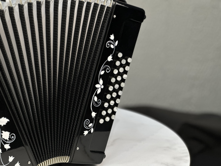 Гармонь "Куликово Поле" Ля мажор 27/25 ЛЮКС