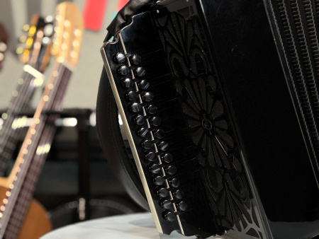 Гармонь "Куликово Поле" 27/25 ре диез