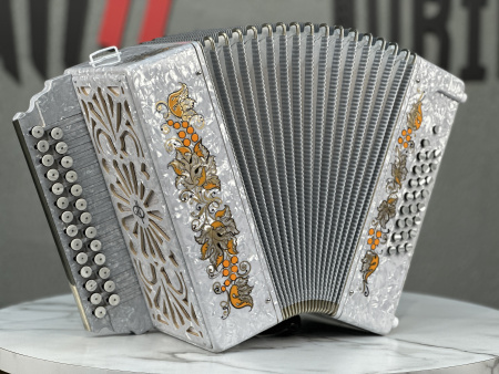 Гармонь "Куликово Поле" ре диез мажор 27/25