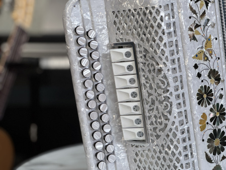 "Многотембровая" 27/25, до мажор // Люкс