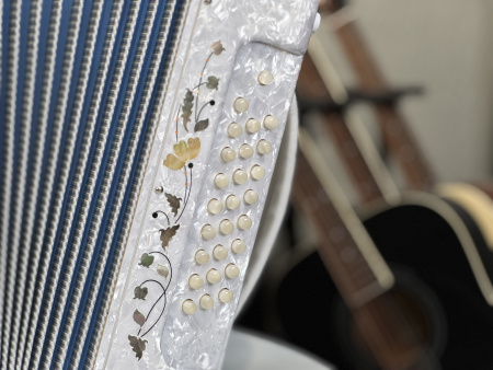 "Многотембровая" 27/25, до мажор // Люкс