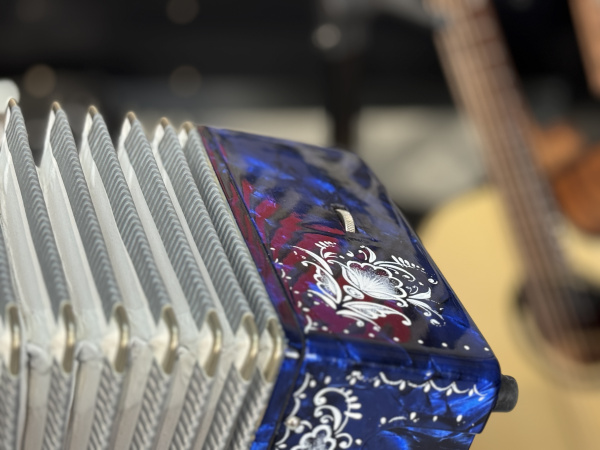 Гармонь "Тульская 301М" 27/25 ля мажор