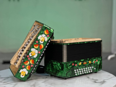 Гармонь "Садко" 25/25 Фа мажор 2 регистра (зеленая)