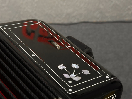 Гармонь "Заказная" ре# мажор (черная) 25/25