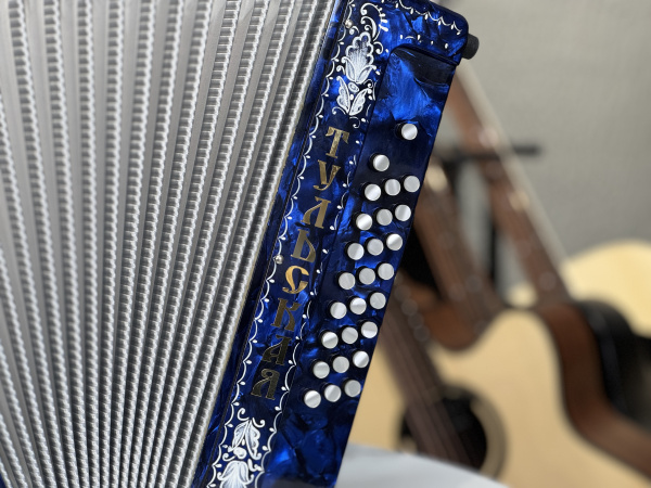 Гармонь "Тульская 301М" 27/25 ля мажор