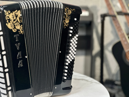 Баян "Уменьшенный" 46/80 (черный)