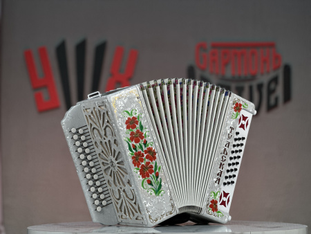 Гармонь «Тульская 301М» до мажор (белая)