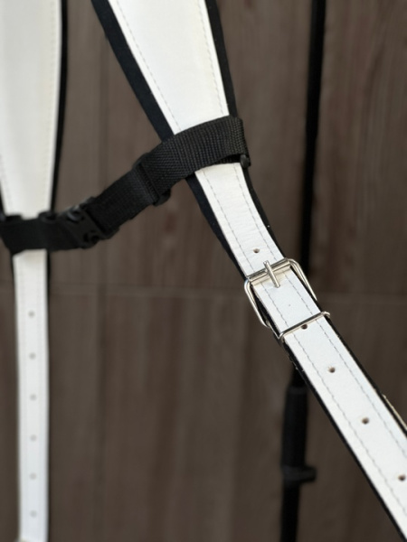 ШИРОКИЕ РЕМНИ для гармони/баяна/аккордеона (белые с черным подкладом)