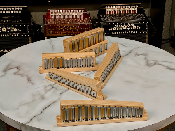 "ФАБРИЧНЫЕ" резонаторы для гармони